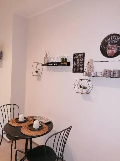 Holidaystudio Appartamento In Centro Salerno Luaran gambar